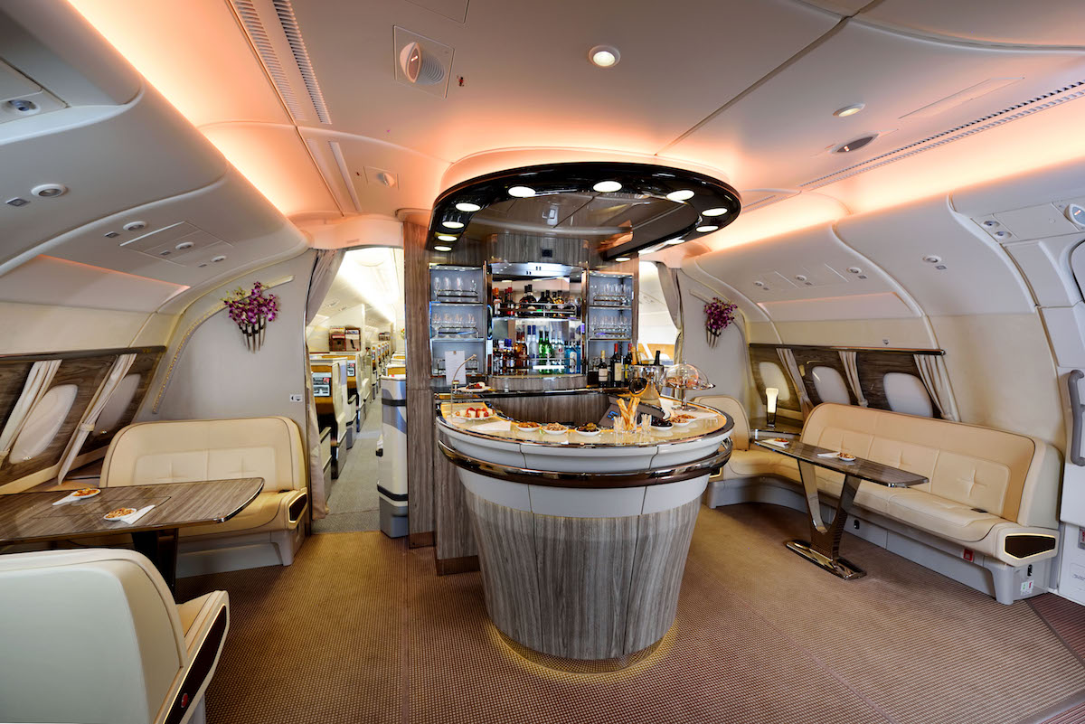 Emirates-Onboard-Lounge