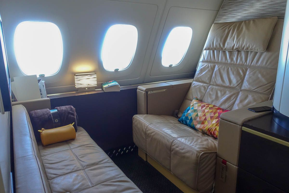 Review: Etihad EY32 A380 Apartments Paris to Abu Dhabi