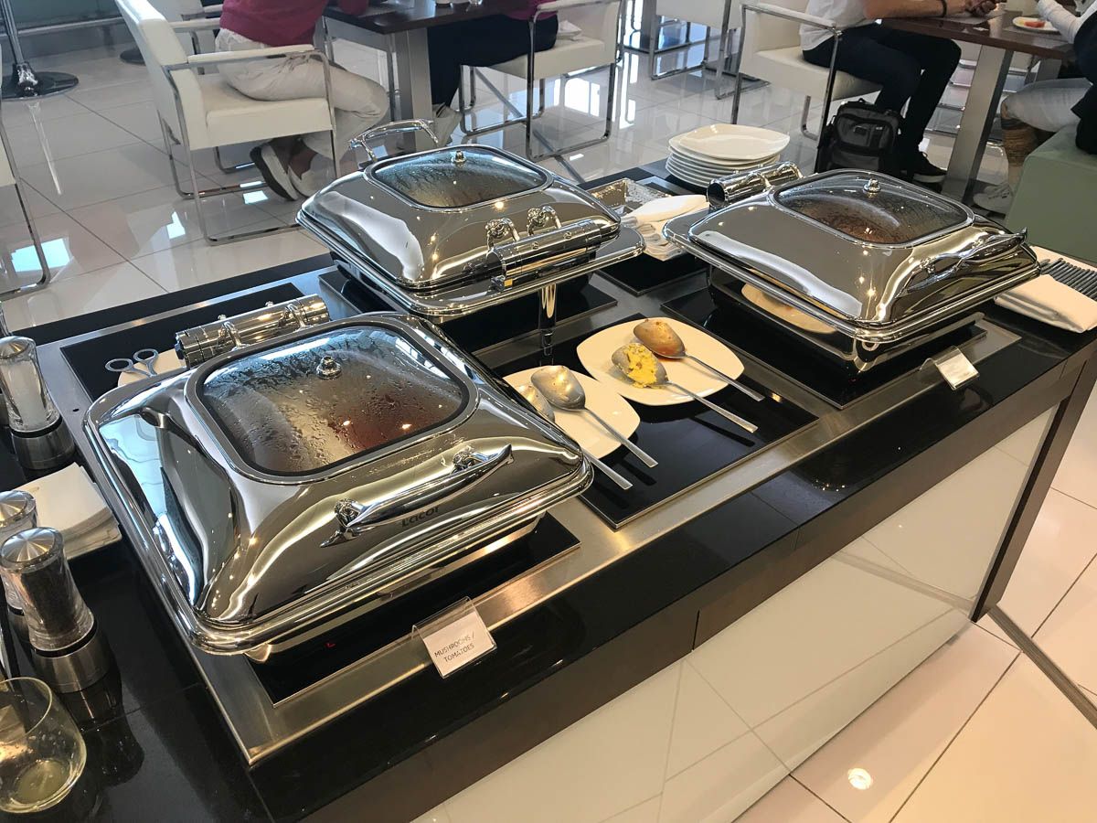 Review: Etihad First/Business Lounge Paris Airport