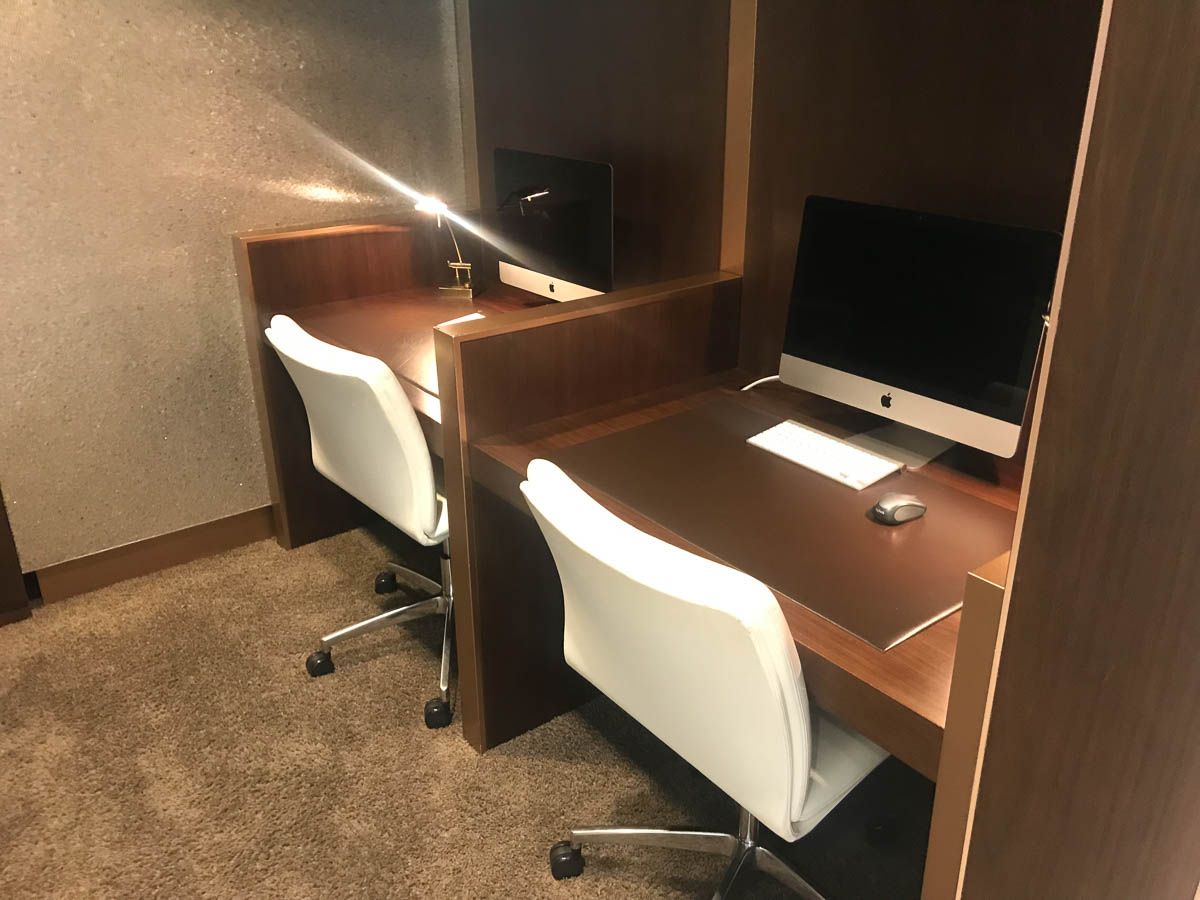 Review: Etihad First/Business Lounge Paris Airport