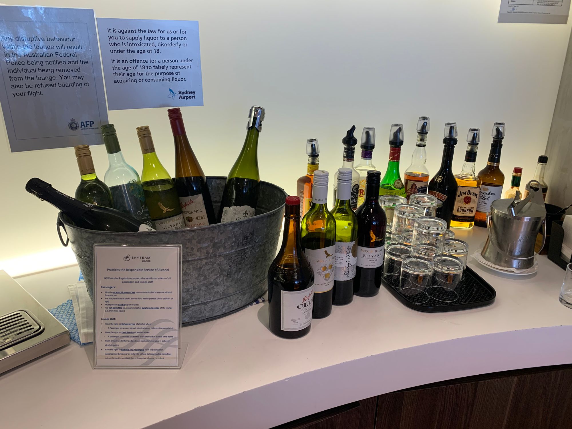 REVIEW: Sydney Airport Skyteam Lounge