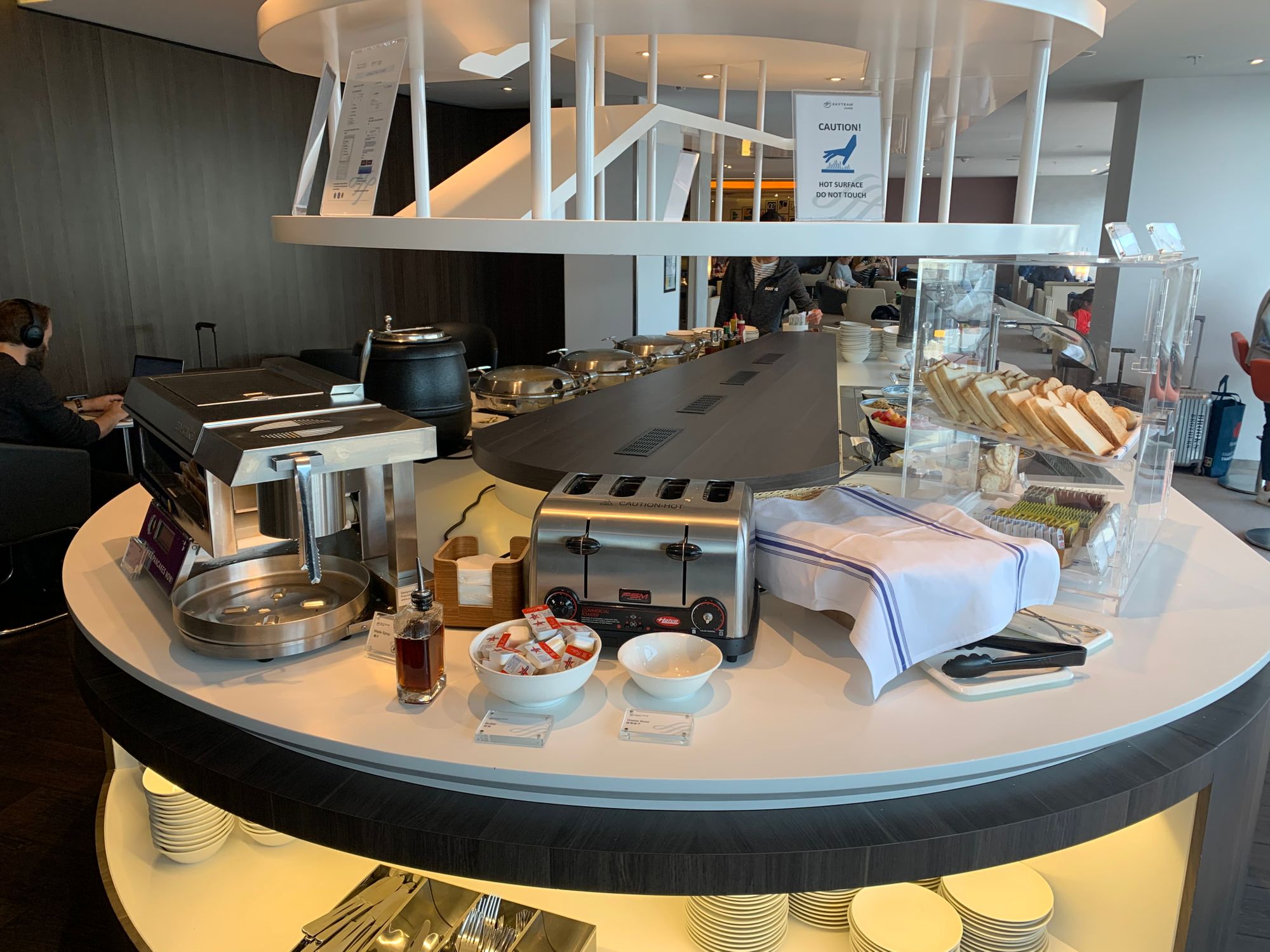 REVIEW: Sydney Airport Skyteam Lounge