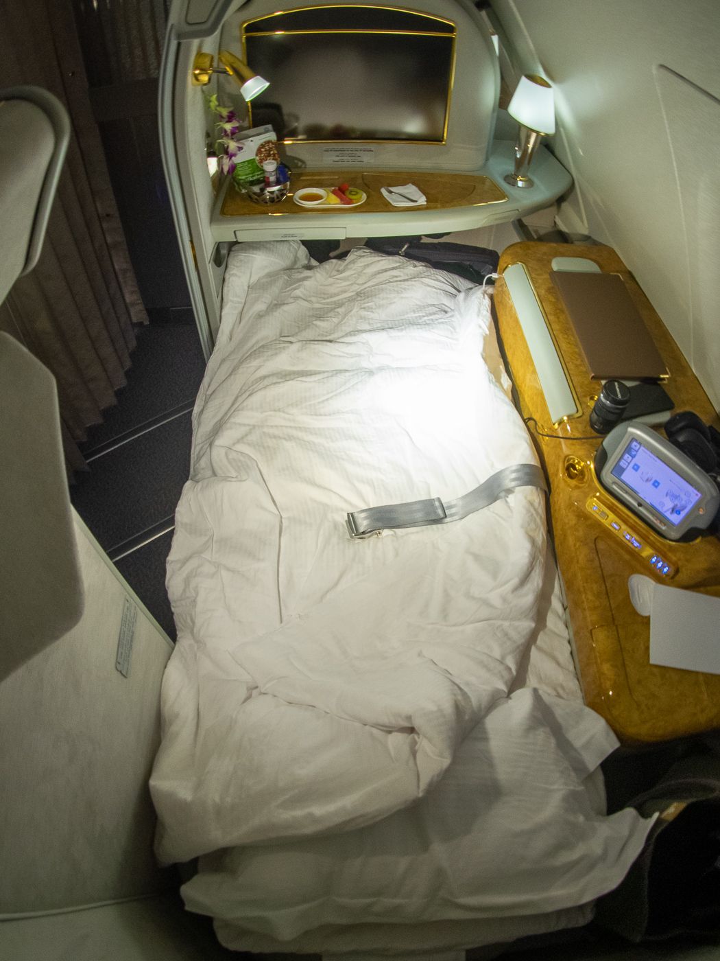 Review: Emirates EK317 A380 First Class Osaka to Dubai