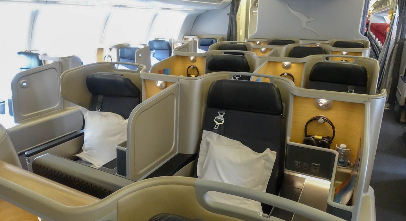 Review: Qantas A330 Business Suites Sydney to Hong Kong