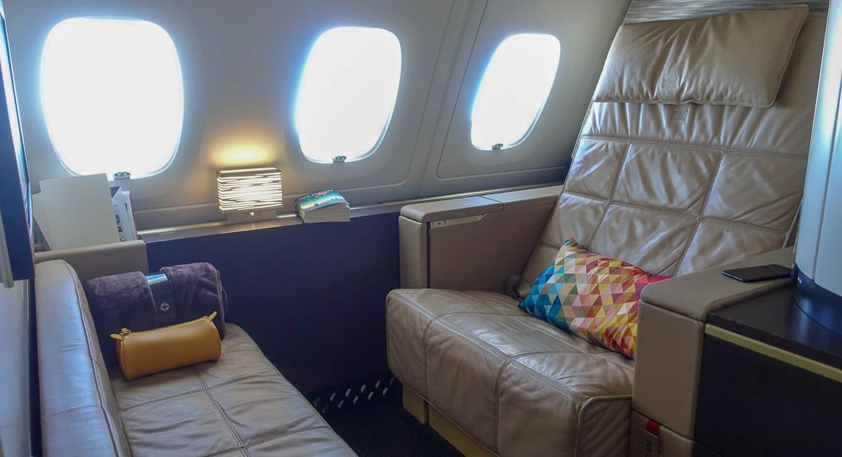Review: Etihad EY32 A380 Apartments Paris to Abu Dhabi